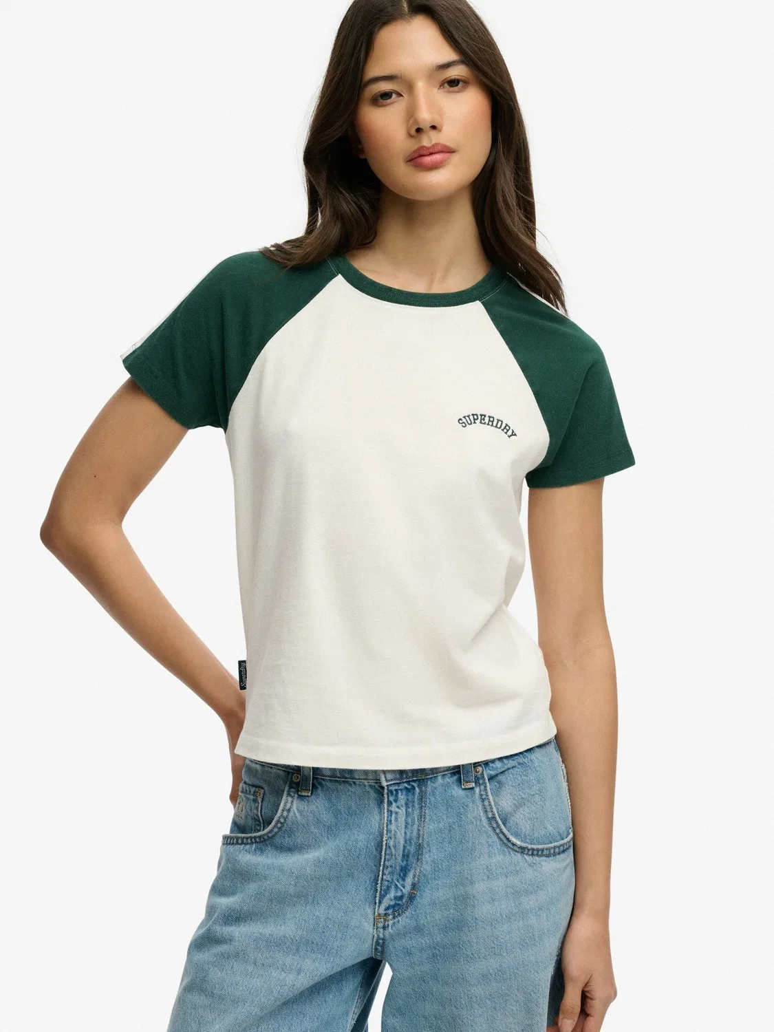 Футболка Essential Retro Superdry, белый и зеленый