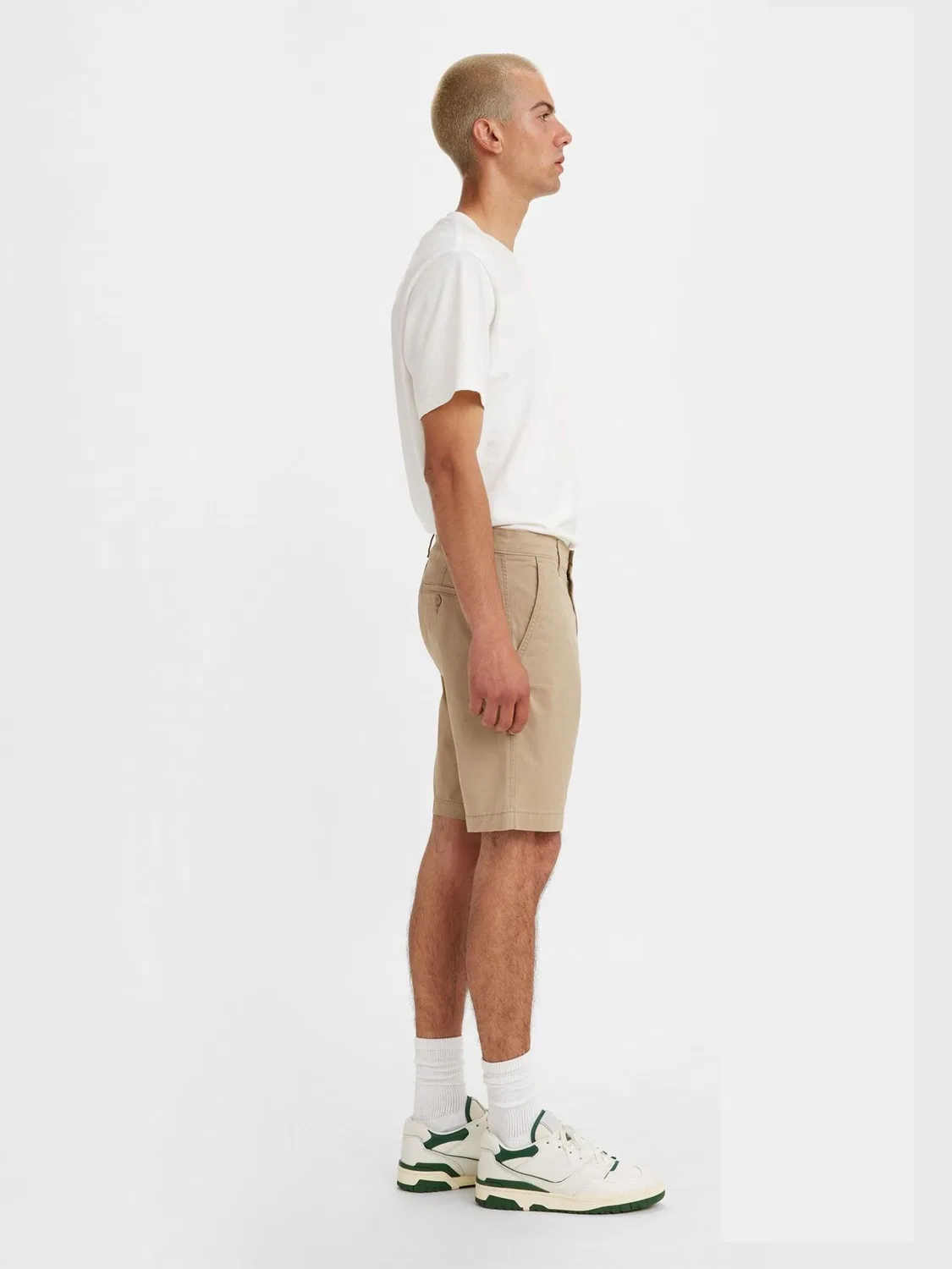 Зауженные шорты чинос Levi's True Chino Sand Cream XX — фото 4