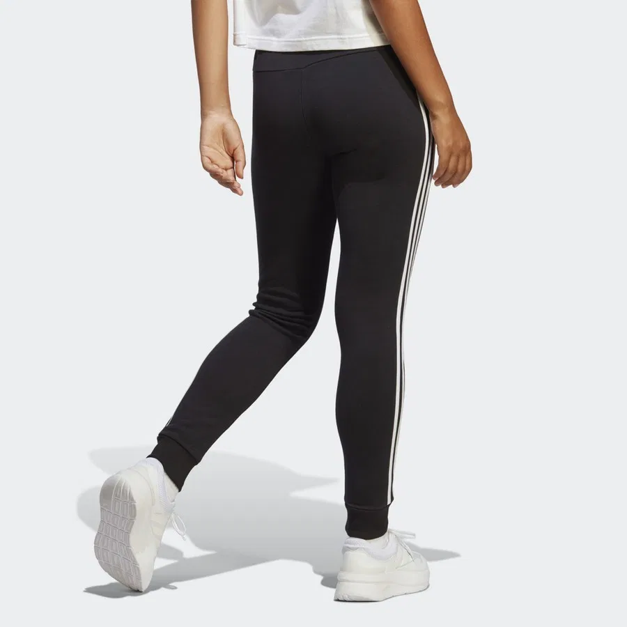 Женские спортивные брюки с манжетами, модель Essentials 3-Stripes, adidas, Черно-белый — фото 3