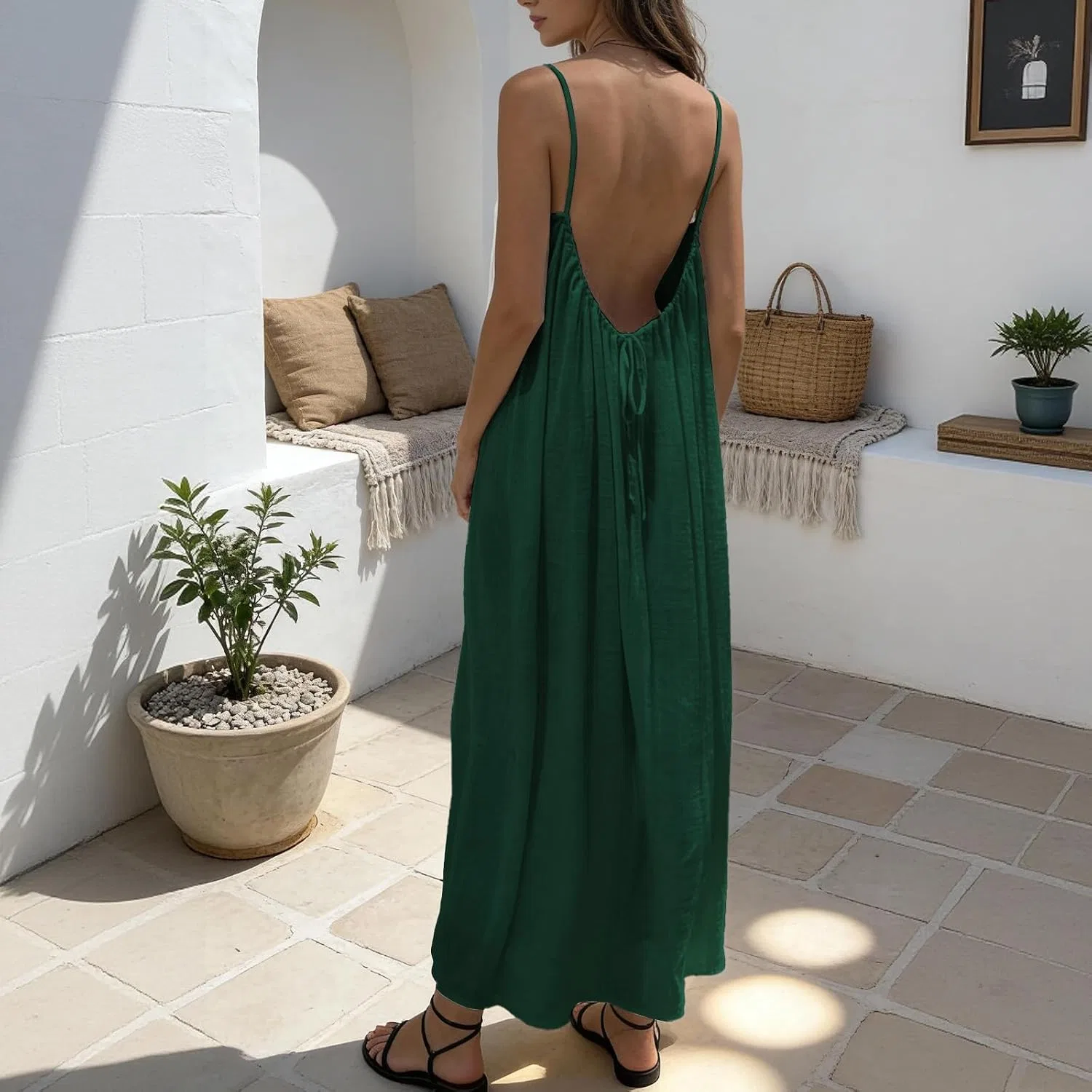 Женское макси-платье на бретелях с открытой спиной, Deep Green — фото 4