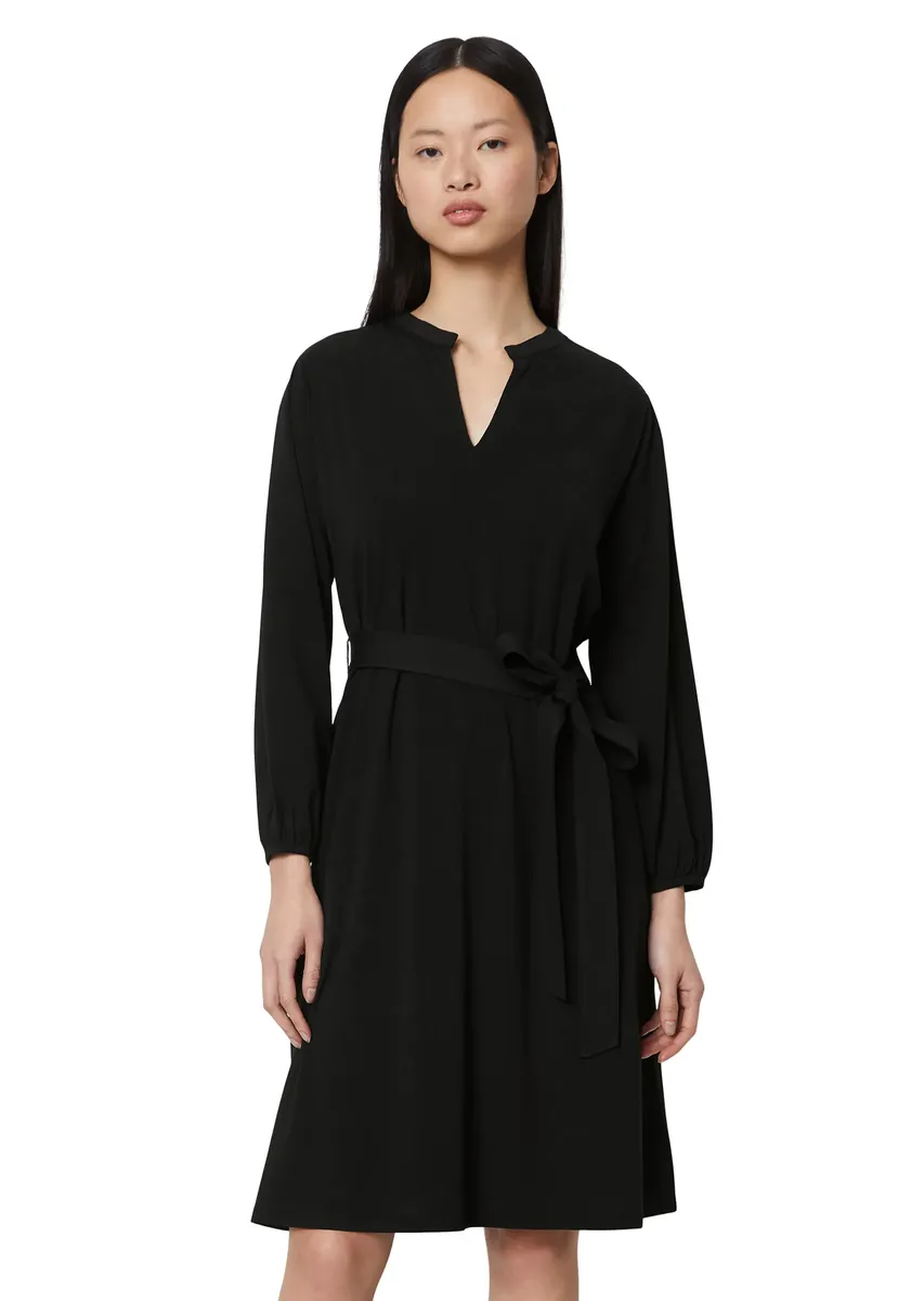 

Трикотажное платье Marc O'Polo, выполненное из модала OCS Blended TENCEL, черный
