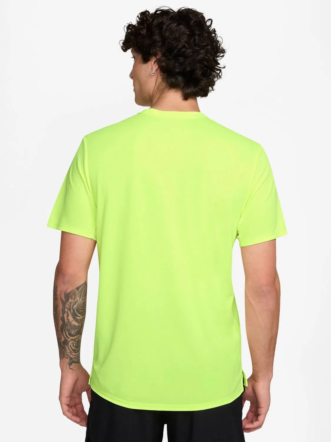 Футболка беговая Miler Dri-FIT с защитой от ультрафиолета Nike, Volt Ice Yellow — фото 3