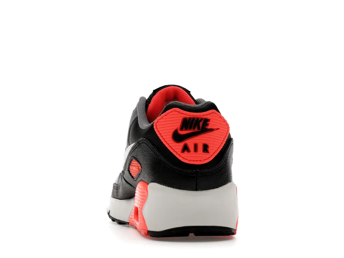 Детские кроссовки Lifestyle Nike Air Max 90, Black/Cool Grey/Bright Crimson/Photon Dust — фото 4