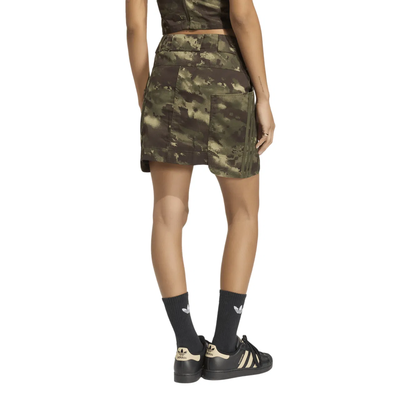 Женская юбка карго с принтом adidas Originals Cargo Skirt, Multicolor/Night Cargo — фото 2