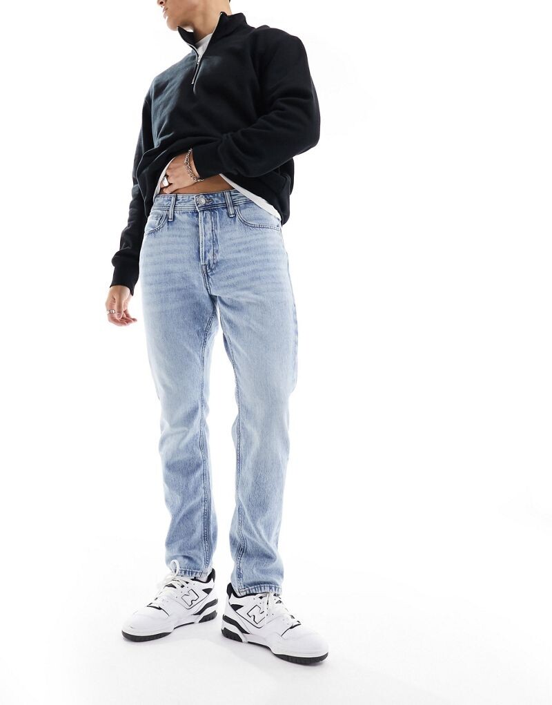 

Джинсы свободного кроя Jack & Jones Essentials Chris светло-синего цвета