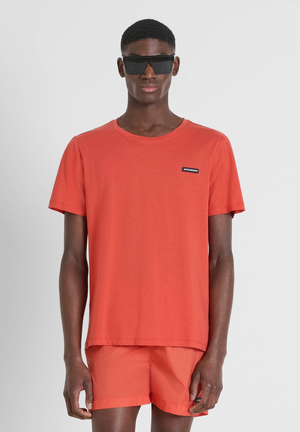

Базовая футболка REGULAR FIT IN WITH LOGO PATCH Antony Morato, оранжевый