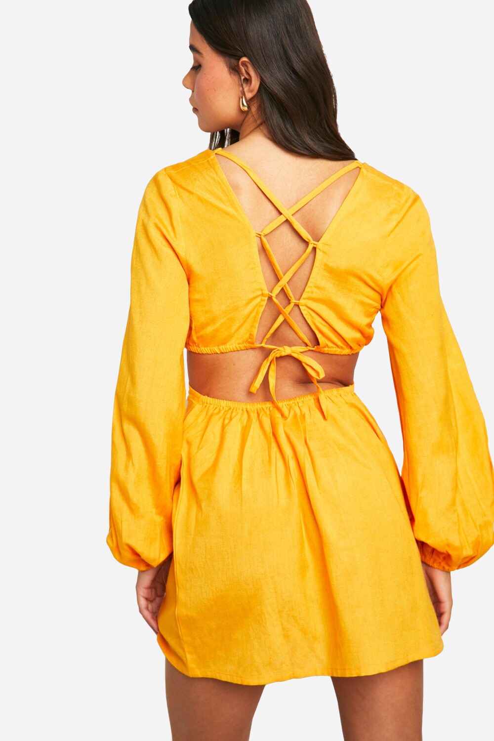 

Льняное мини-платье с завязкой на спине boohoo, оранжевый