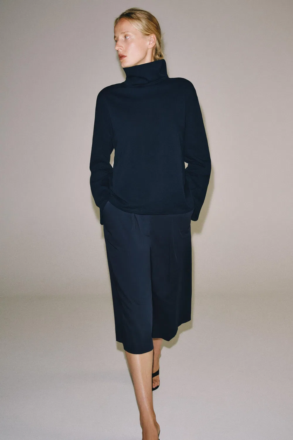 Плиссированные бермудские шорты из коллекции ZW ZARA, Navy blue — фото 4