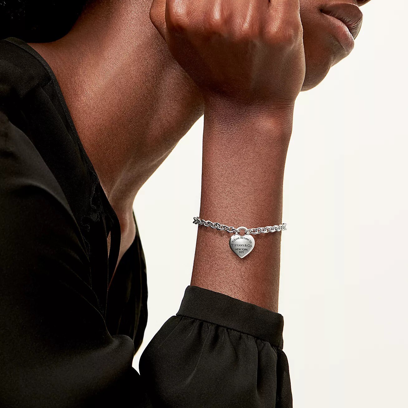Браслет Tiffany & Co. Return to Tiffany Full Heart Toggle, серебро — фото 4