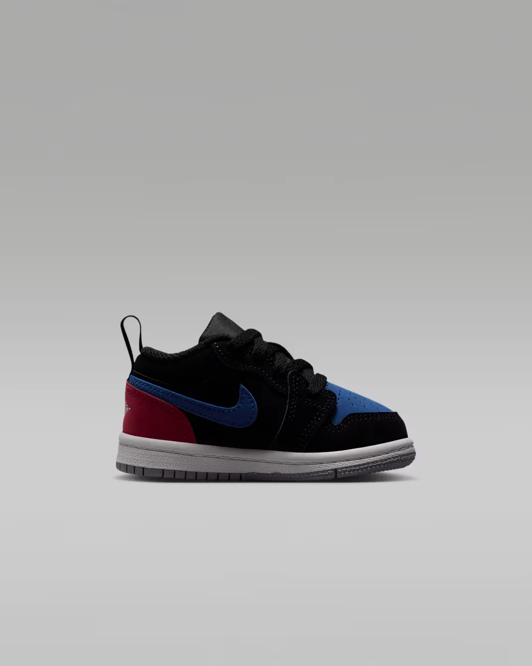 Детская/подростковая обувь Jordan 1 Low, Black/True Blue/Varsity Red/Summit White — фото 3