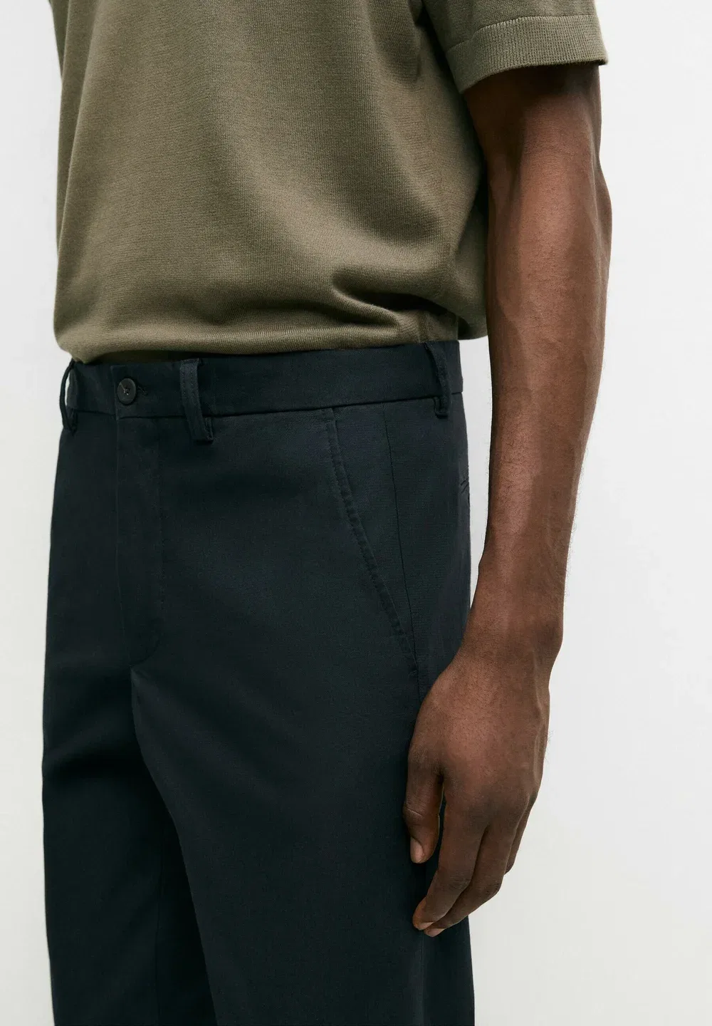 Брюки-Чиносы из смесовой хлопковой ткани, зауженного кроя Massimo Dutti, Dark Blue — фото 4