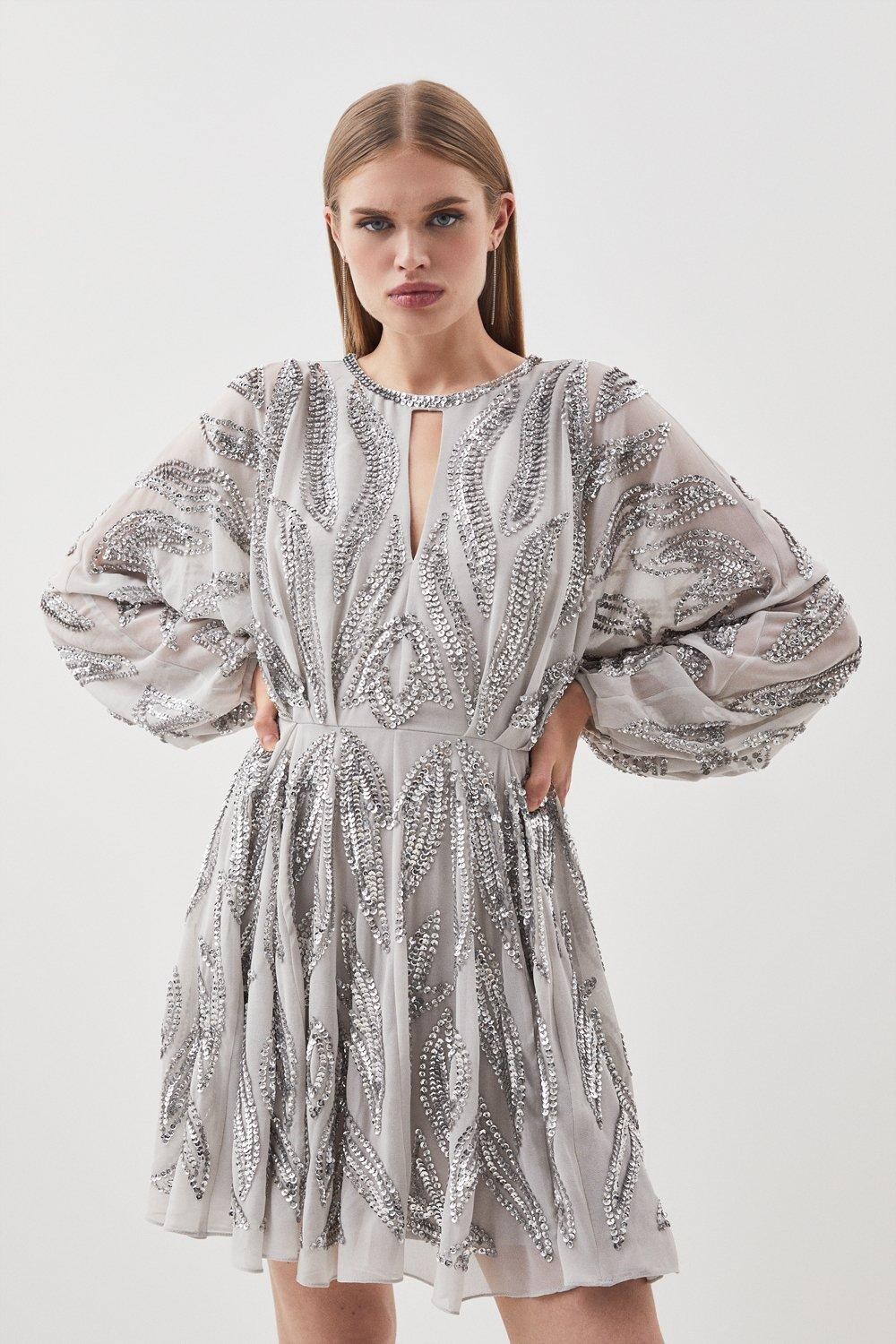 

Мини-платье с рукавами кимоно и украшением Karen Millen, серебро