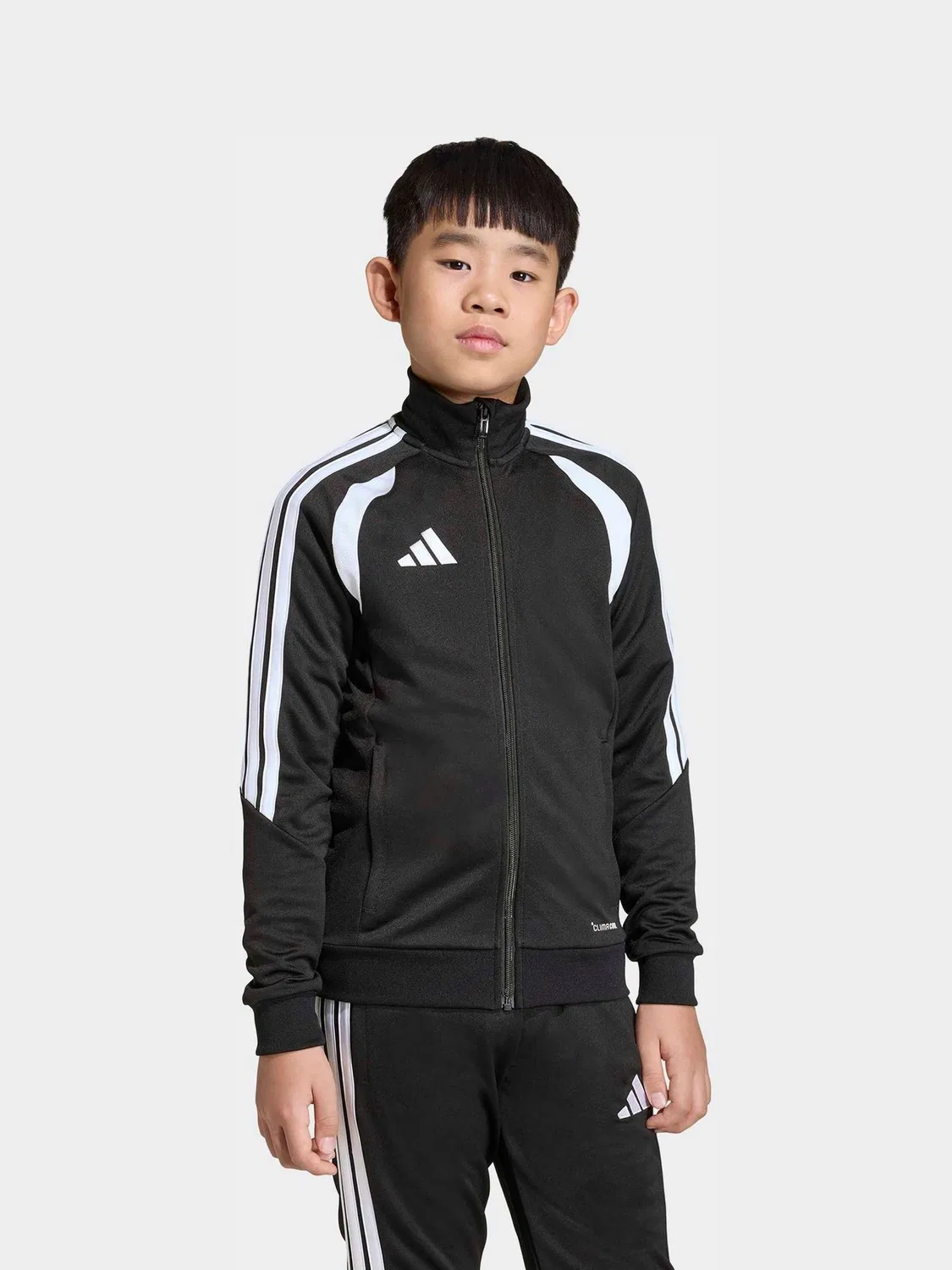 Куртка тренировочная Tiro 26 League adidas, черный