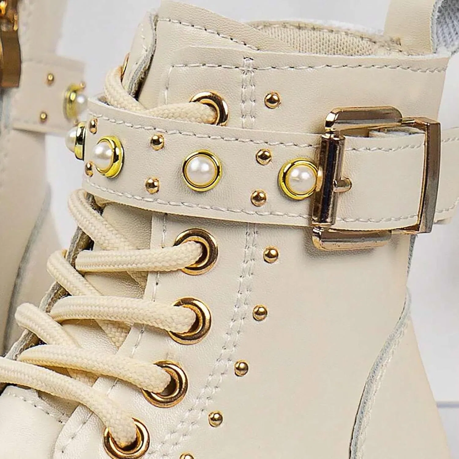 Детские ботинки для девочек с жемчужной шнуровкой, модель Girls Combat Ankle Boots, Beige — фото 3