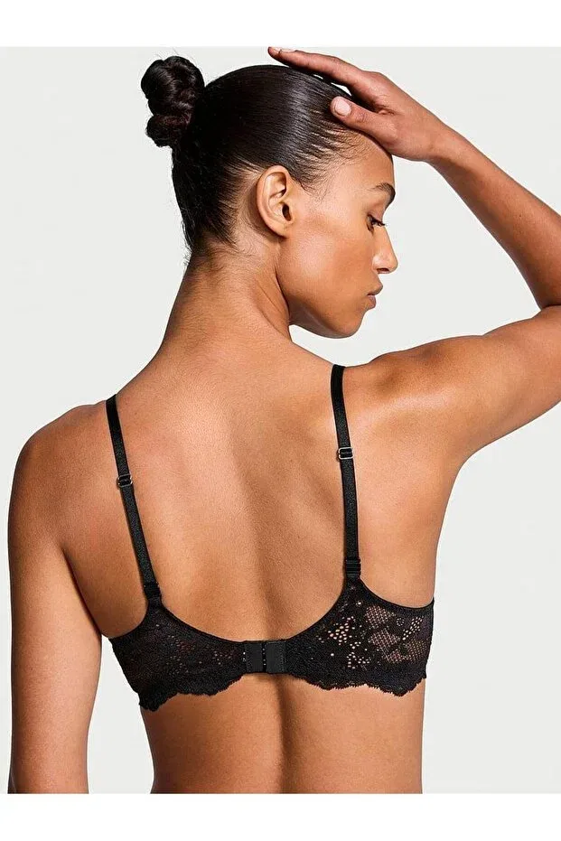 Женский бюстгальтер с пуш-апом Lacy lightly padded classic push-up demi bra Victoria'S Secret, Black — фото 3