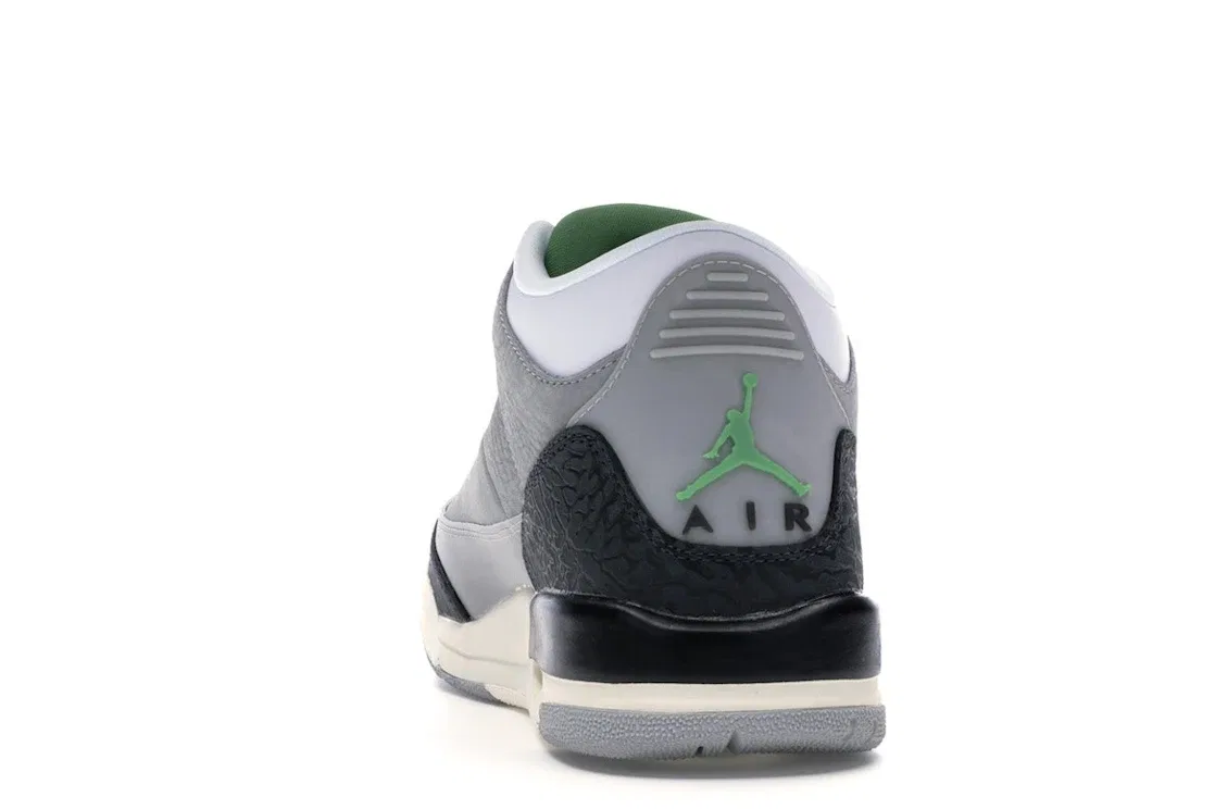 Детские кроссовки Lifestyle с принтом Jordan 3 Retro, Light Smoke Grey/Chlorophyll-Black-White — фото 4