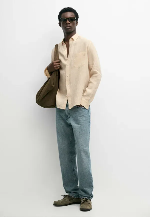 Рубашка свободного кроя из льна Regular fit 100% linen patch pocket shirt Massimo Dutti, Mottled Orange, оранжевый — фото 2