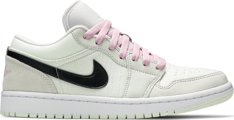 Кроссовки Wmns Air Jordan 1 Low SE Barely Green, зеленый