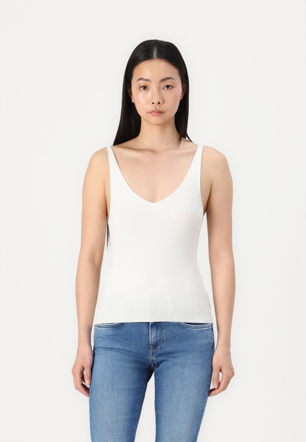 

Джемпер VIWENNIE V-NECK VILA, молочный