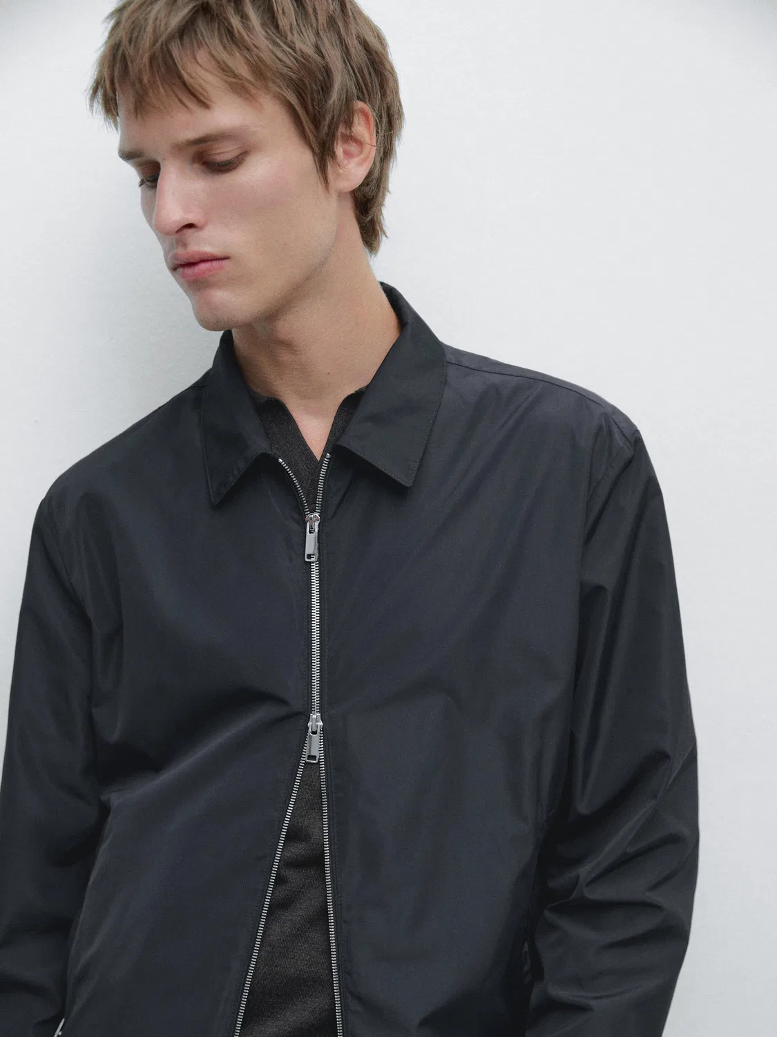 Короткая куртка из технической ткани Massimo Dutti, темно-синий — фото 4