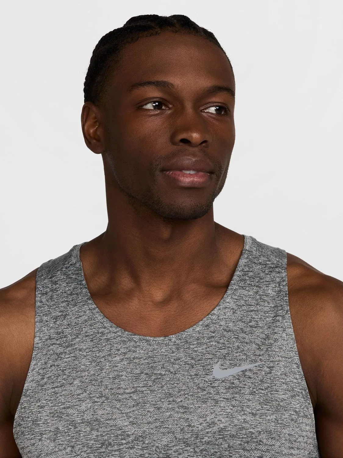Жилет беговой Nike Stride Dri-FIT ADV, дымчато-серый — фото 4