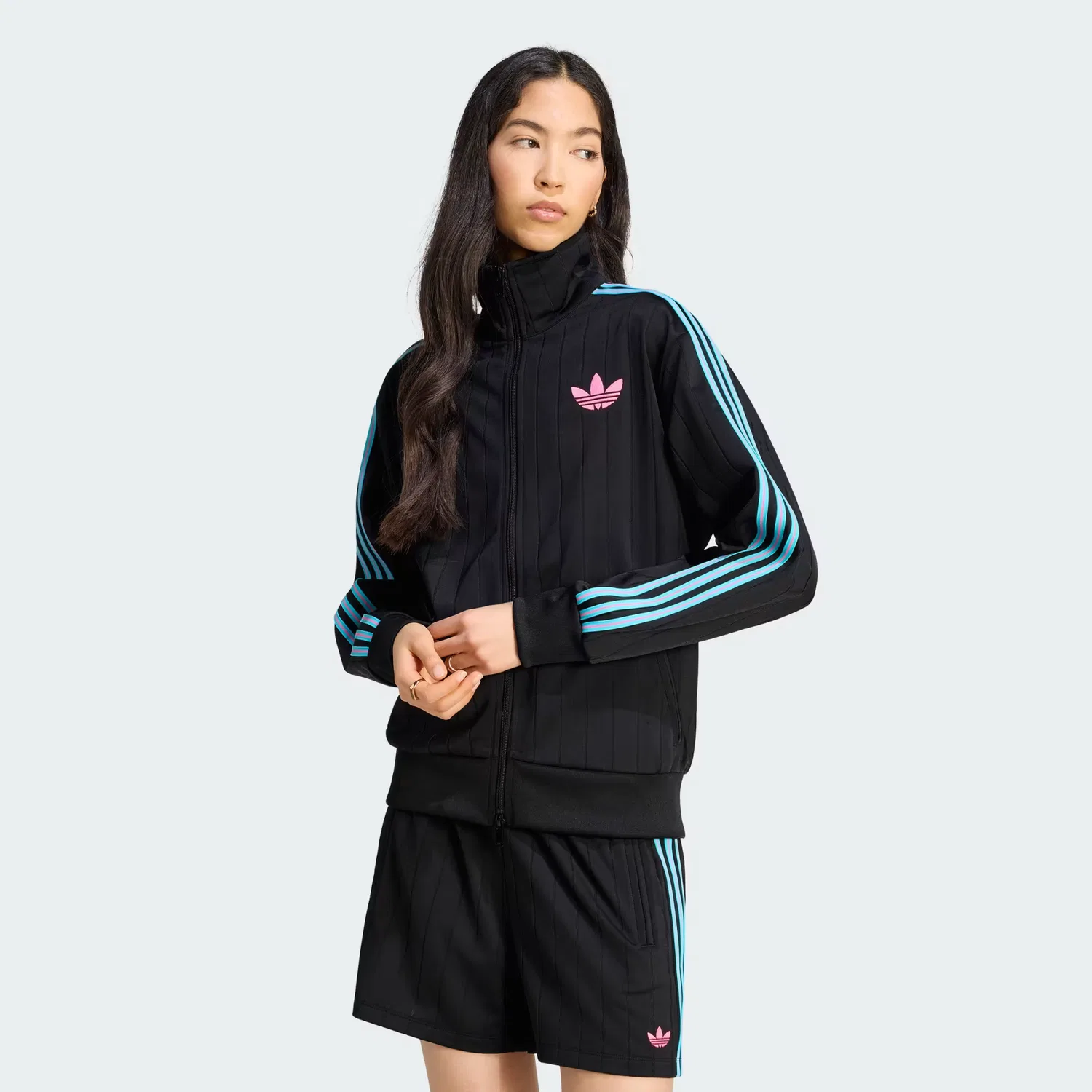 Женская спортивная куртка свободного кроя с принтом в тонкую полоску Pinstripe Firebird Adidas Originals, черный/розовый/синий