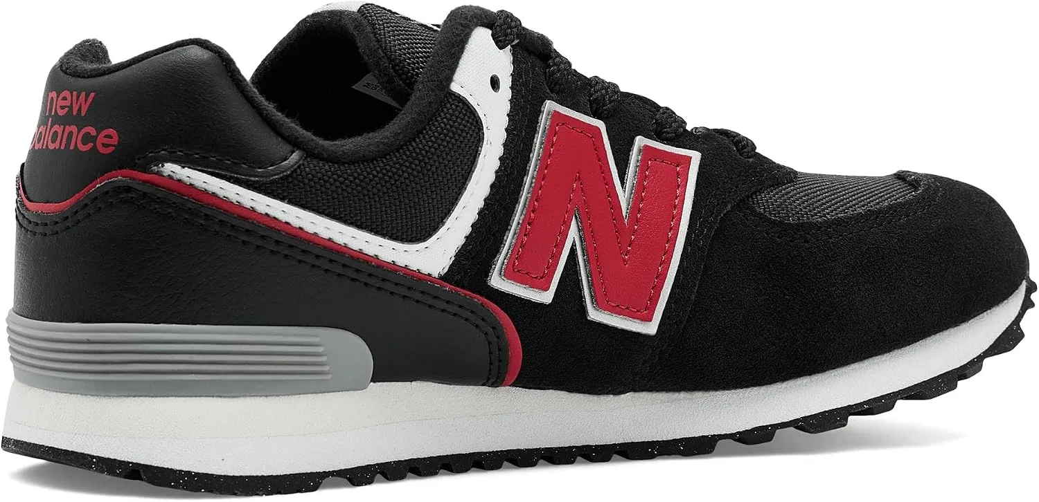 Детские кроссовки на шнуровке 574 V1 New Balance, Black/Shadow Red — фото 4