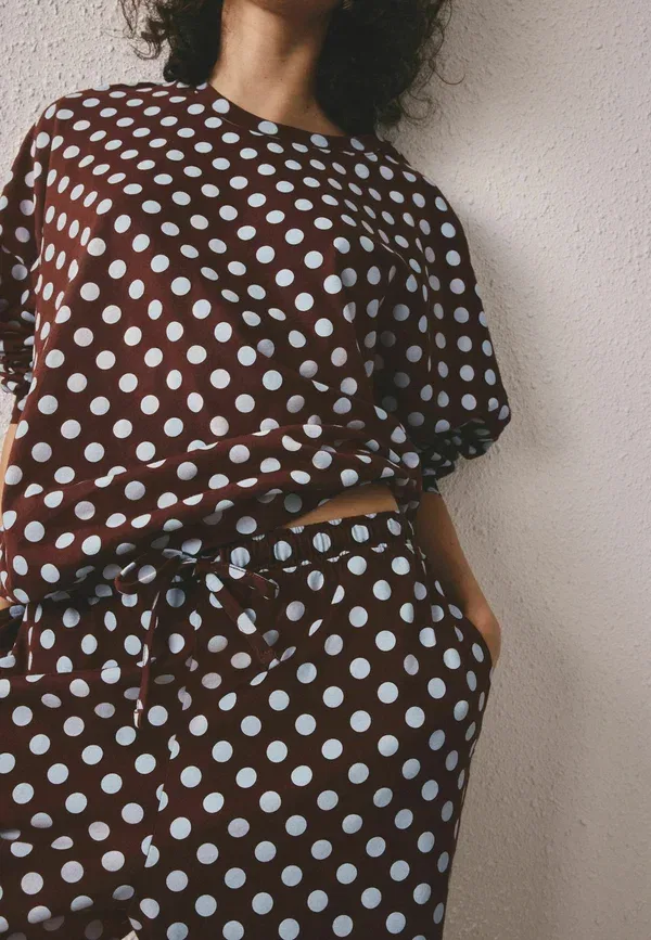 Комплект пижамы из хлопка Set - pyjama set Next, Chocolate Brown Polkadot, коричневый/шоколадный — фото 2