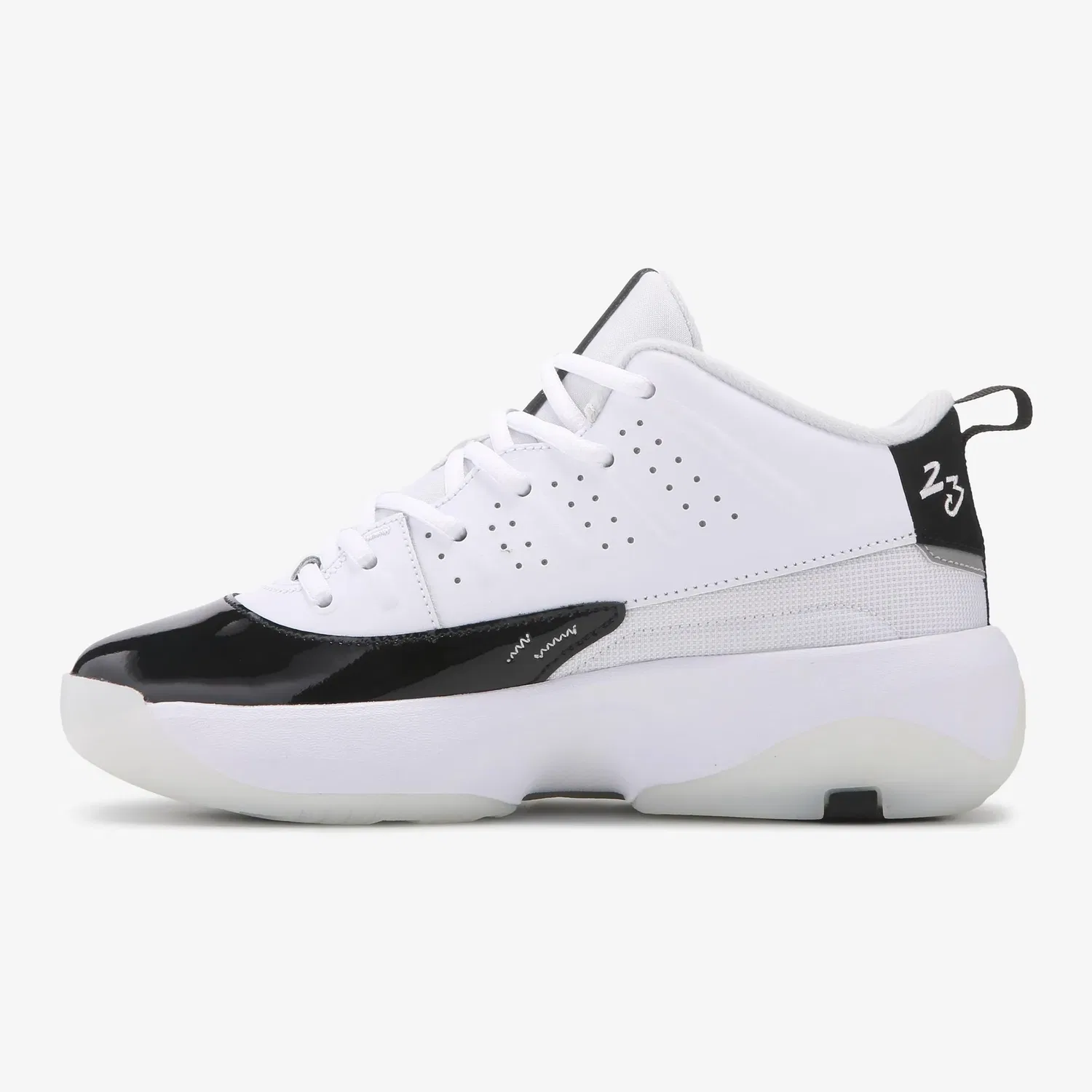 Детские кроссовки Max Aura 7 Mid Jordan, White/Black — фото 2
