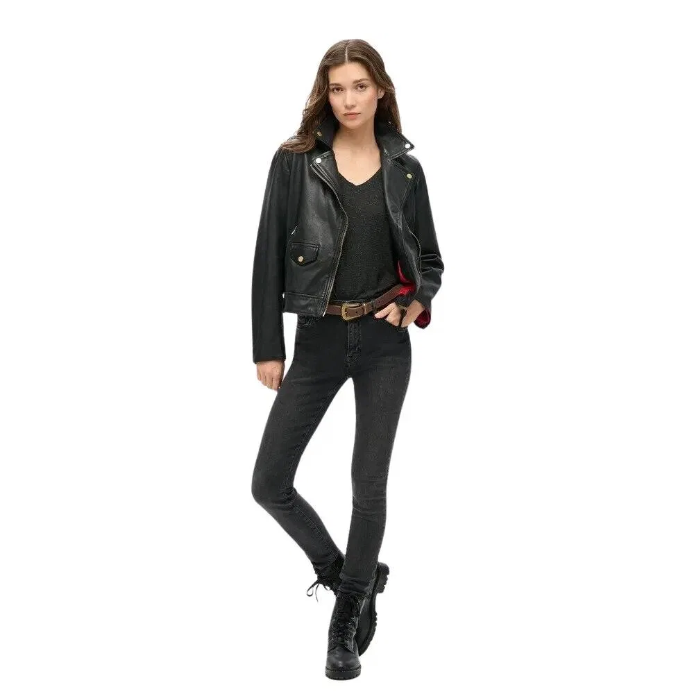 Женская футболка с V-образным вырезом и вышивкой Superdry Studio, Schwarz — фото 2
