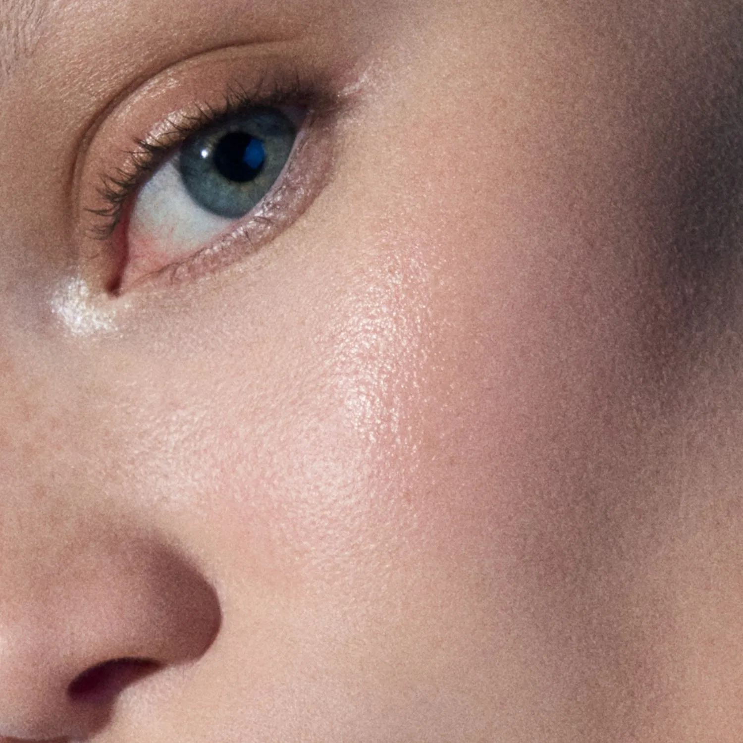 Ночной крем для лица с антивозрастным действием 50 мл Blue Therapy Amber Algae Revitalize Nuit BIOTHERM — фото 4