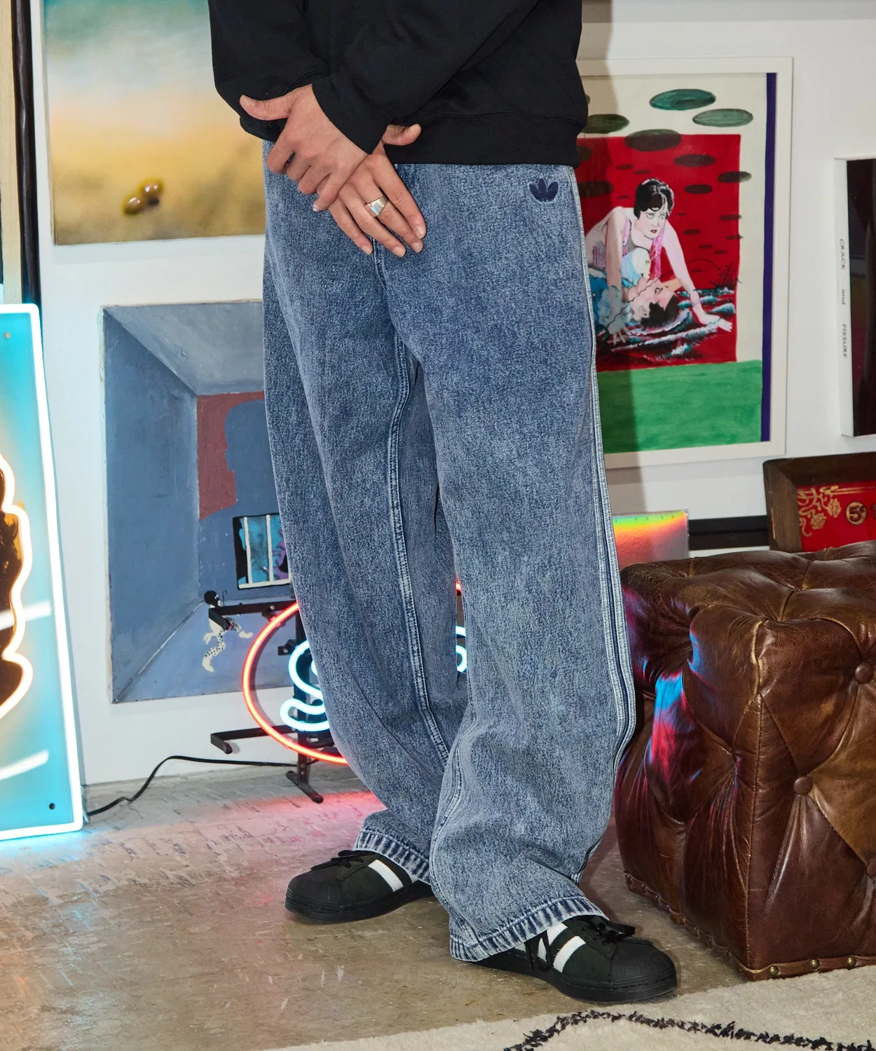 Джинсы прямого кроя с боковой линией Adidas SST Denim Jeans Straight Leg, Синий