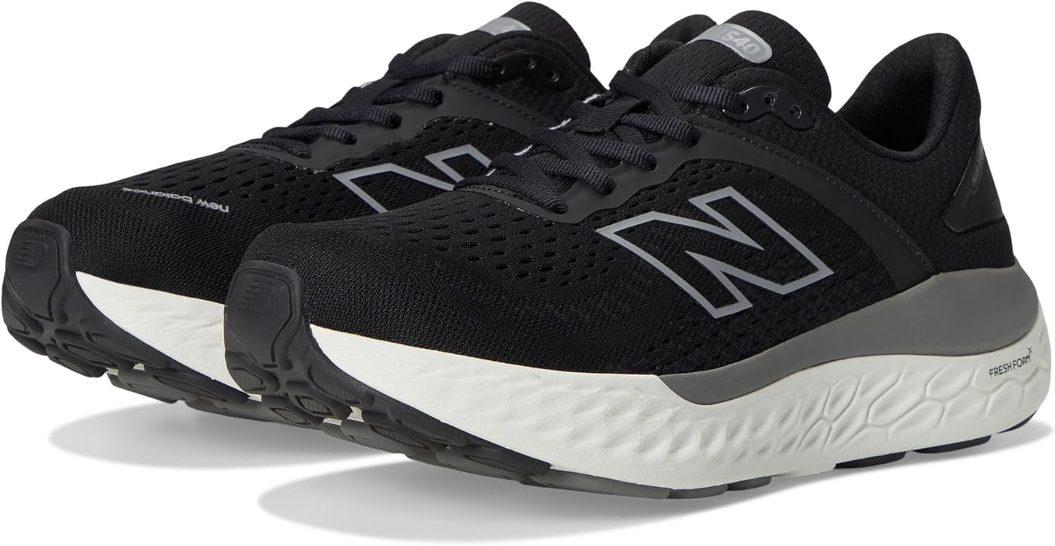 

Мужские кроссовки для бега New Balance Fresh Foam X 1540 V4, Black/White