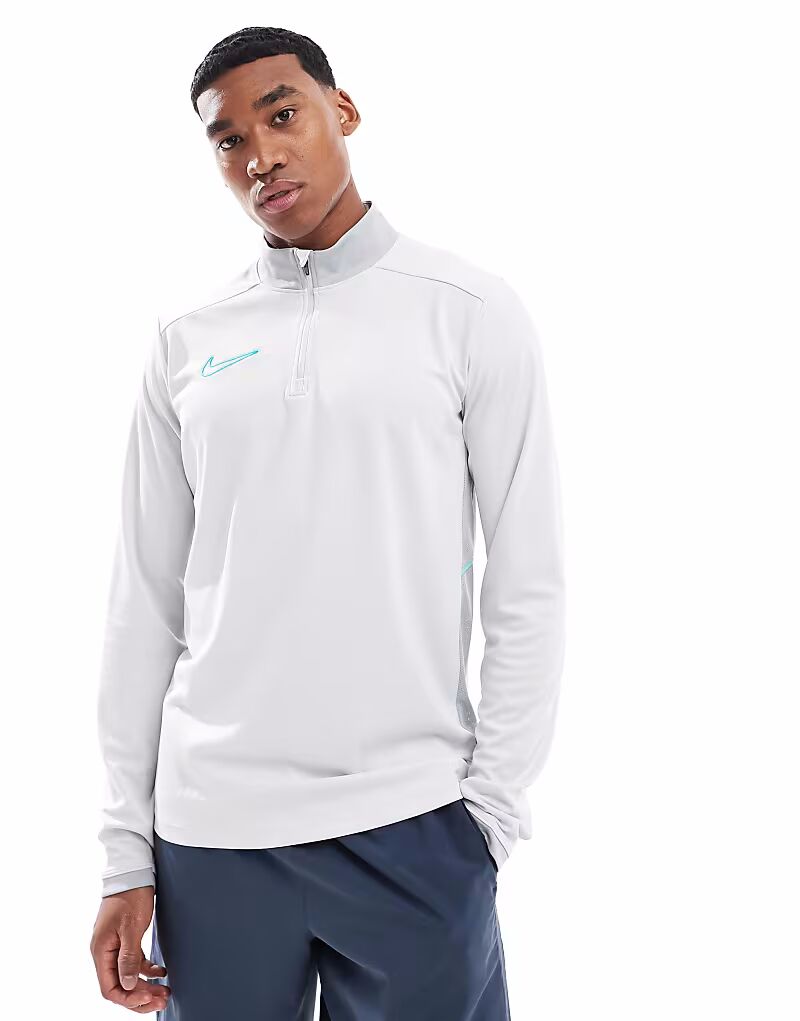 

Футболка Nike Football Academy 25 Dri-FIT с длинным рукавом и полумолнией серого цвета
