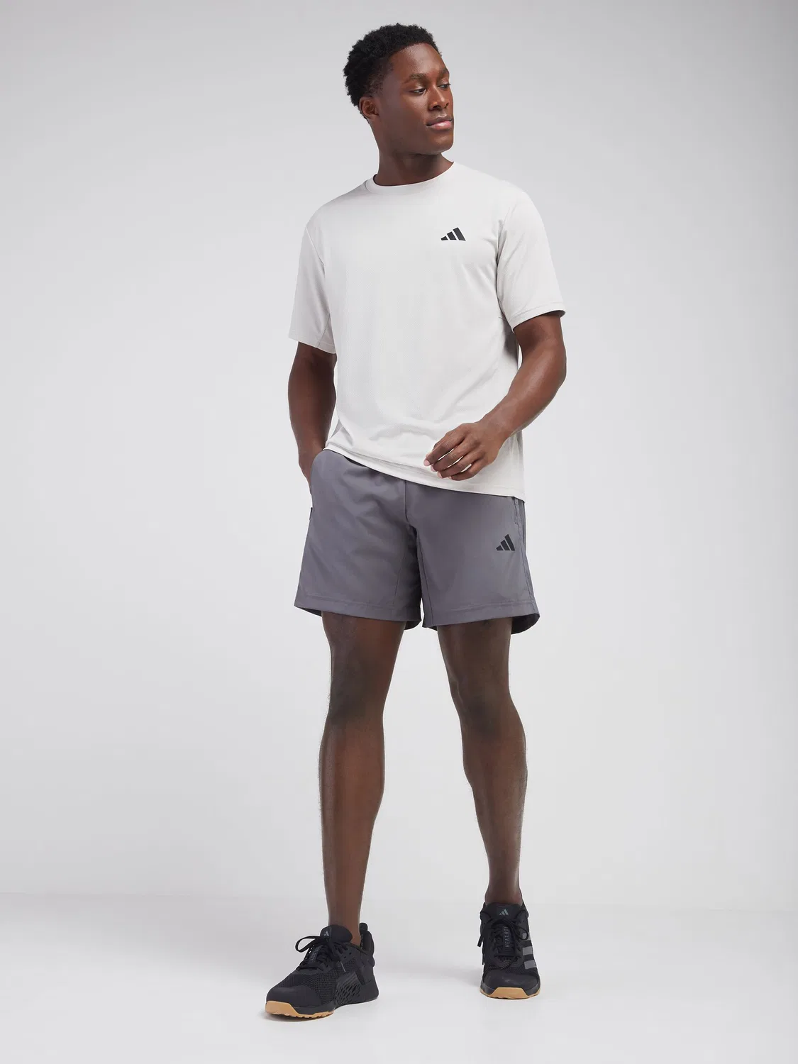 Футболка тренировочная adidas Workout Essentials, серый — фото 3