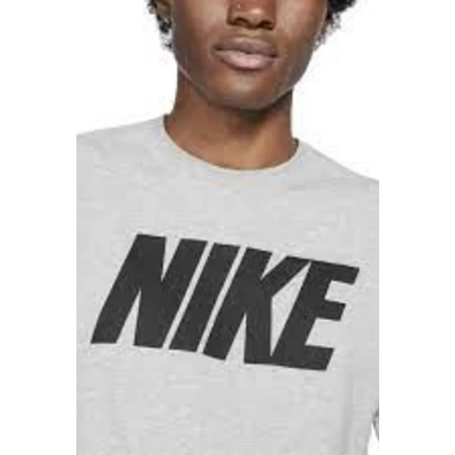 Футболка спортивная классическая Nike Sportswear, Серый — фото 2
