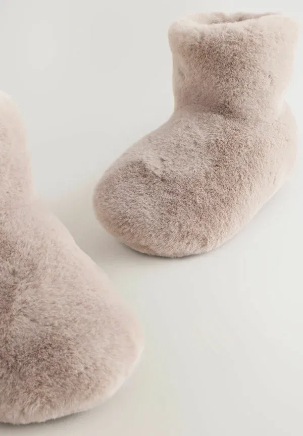 Тапочки на плоской подошве Regular fit - soft - slepetes Next, neutral, нейтральный — фото 3