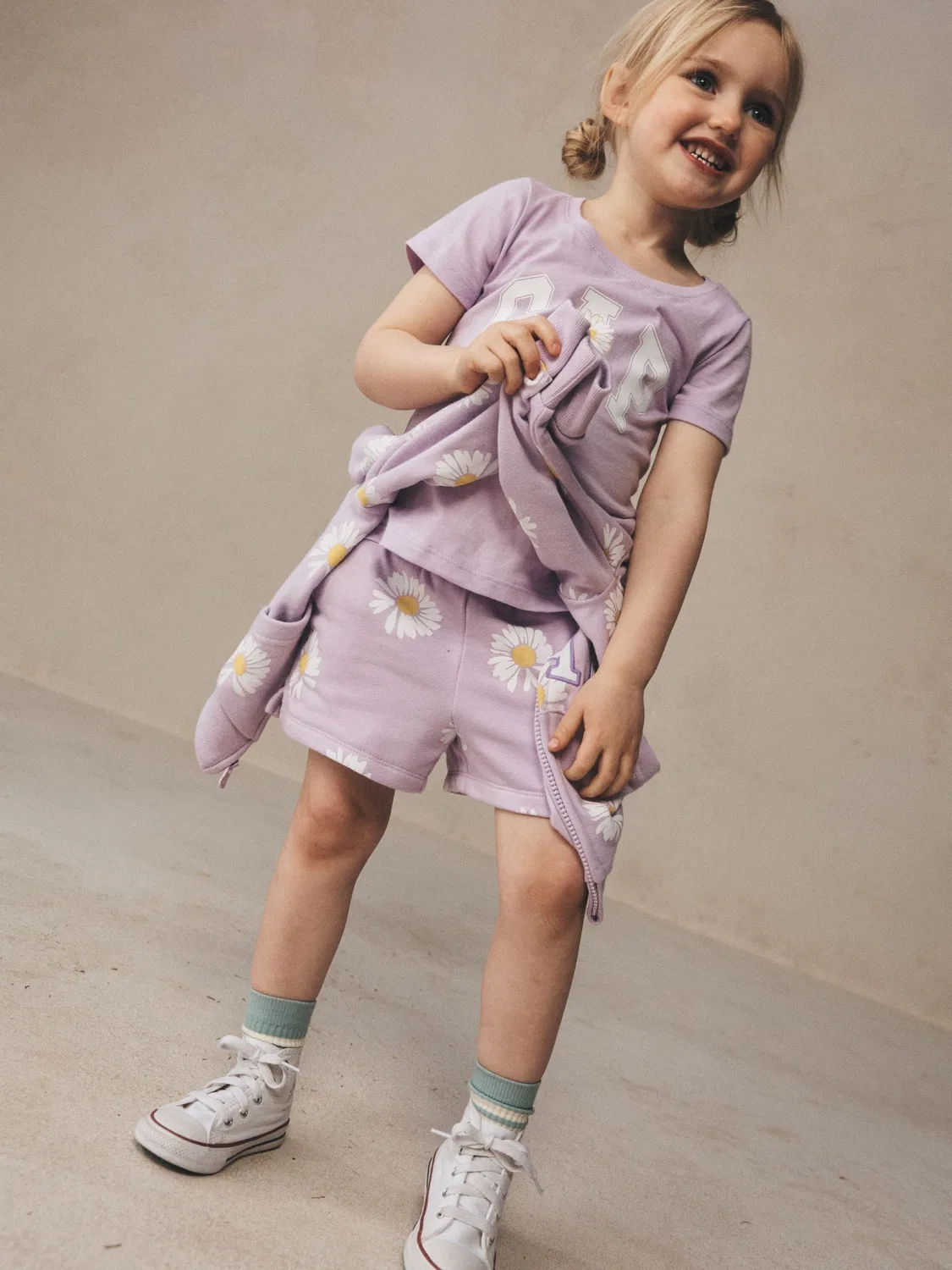 Шорты из французского футера с принтом Gap, Purple Daisy — фото 4