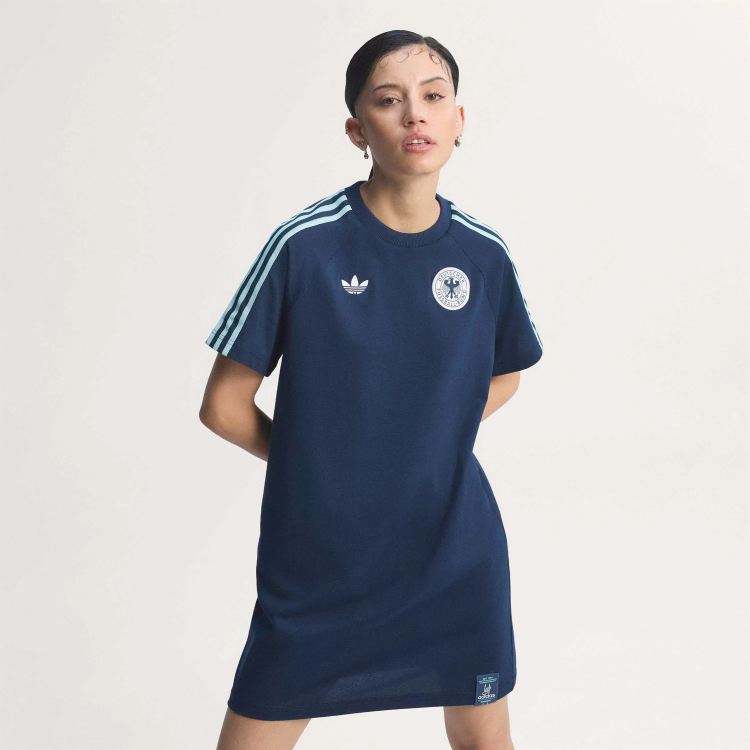Спортивное платье Adidas Performance Deutschland в темно-синем и светло-голубом цветах — фото 2