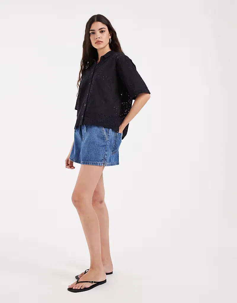 Рубашка Levi's Harlie с коротким рукавом и шнуровкой, черный — фото 4