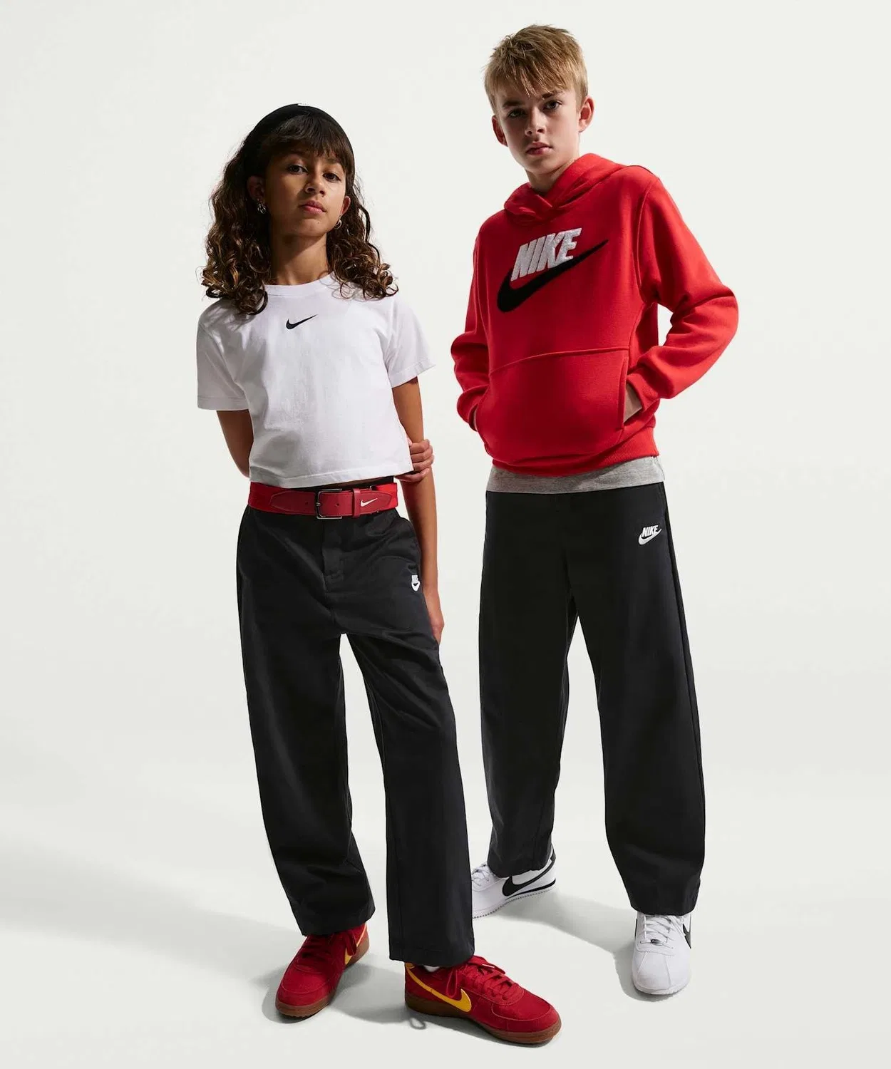 Детские спортивные брюки Nike Sportswear Club Woven Everyday Pants, Черный — фото 2