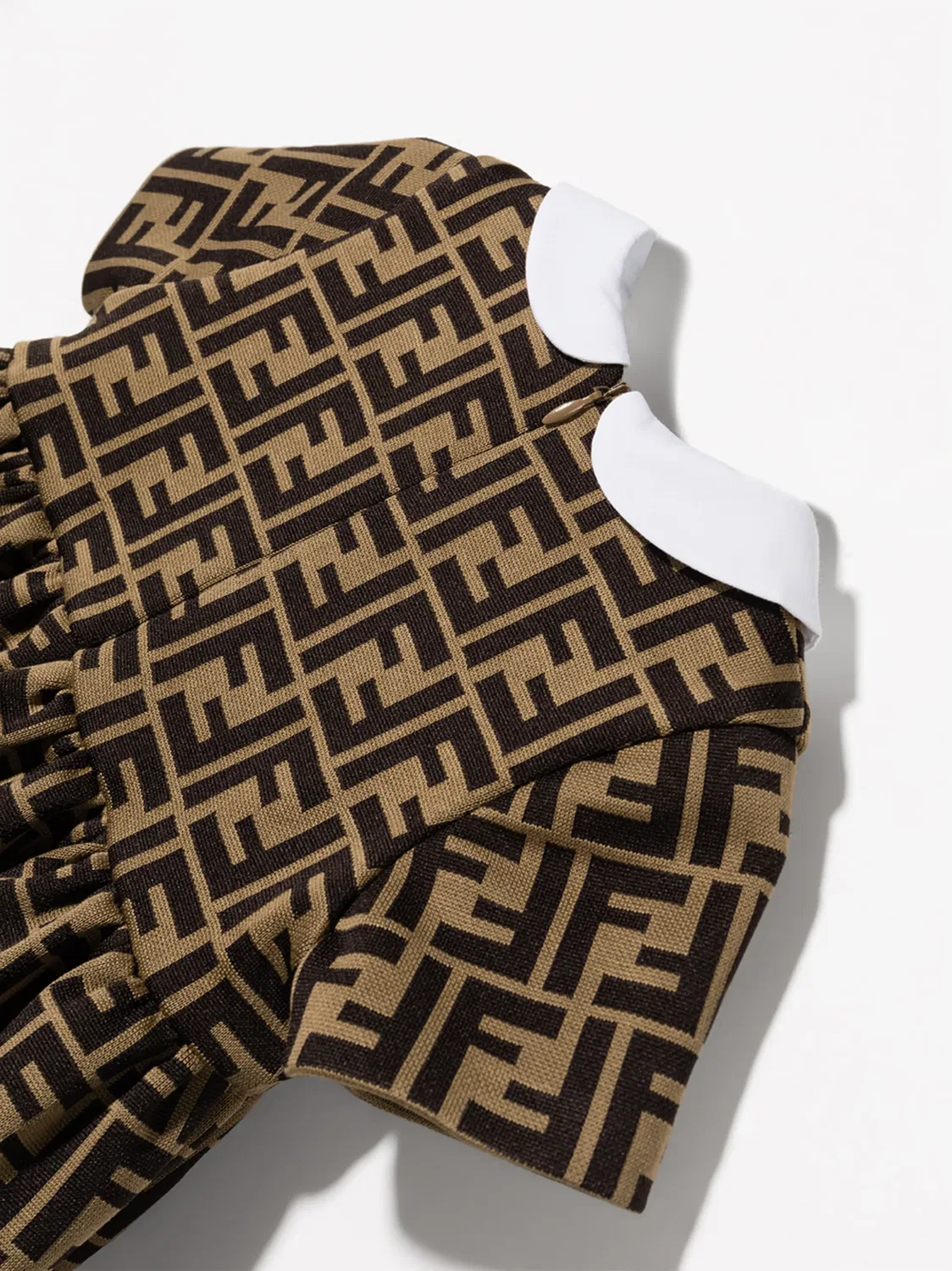 Короткое платье с логотипом FENDI, коричневый — фото 3