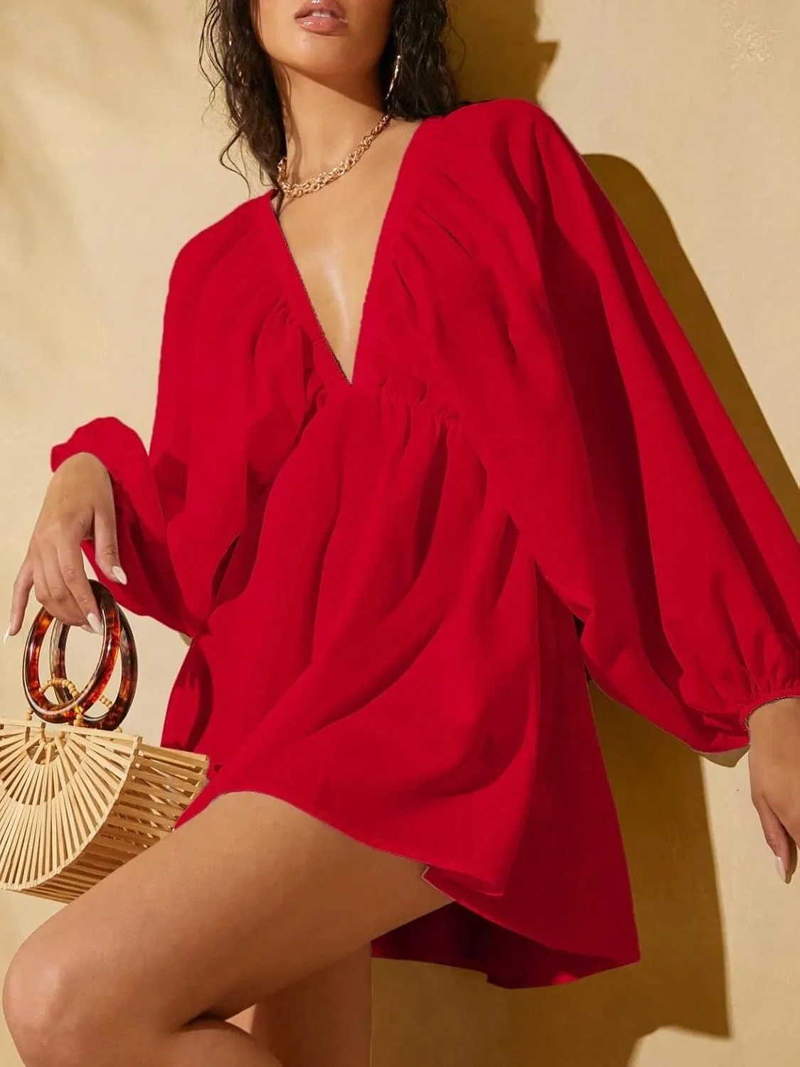 Женское мини-платье с V-образным вырезом и открытой спиной, Red — фото 3
