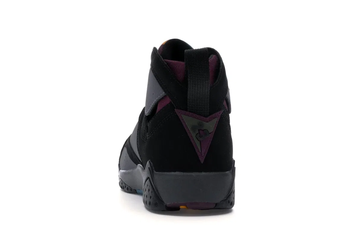 Детские кроссовки с кожаным верхом Jordan 7 Retro Jordan, Black/Bordeaux-Light Graphite-Midnight Fog — фото 4