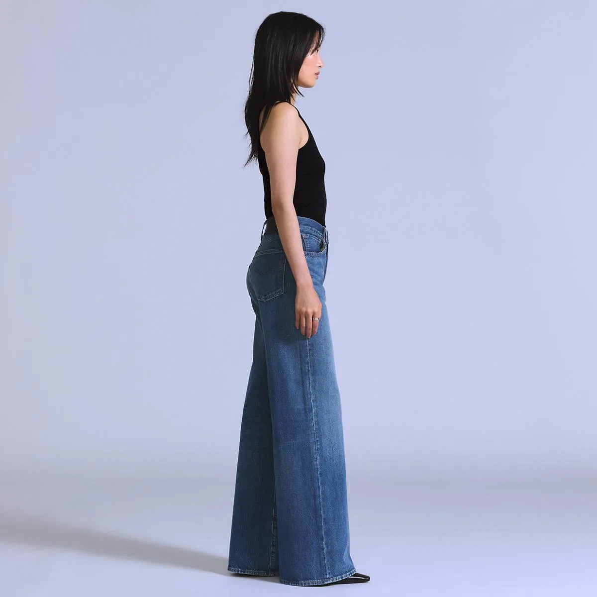 Женские расклешенные джинсы в стиле 70-х Levi's, Terzi - Blue — фото 4