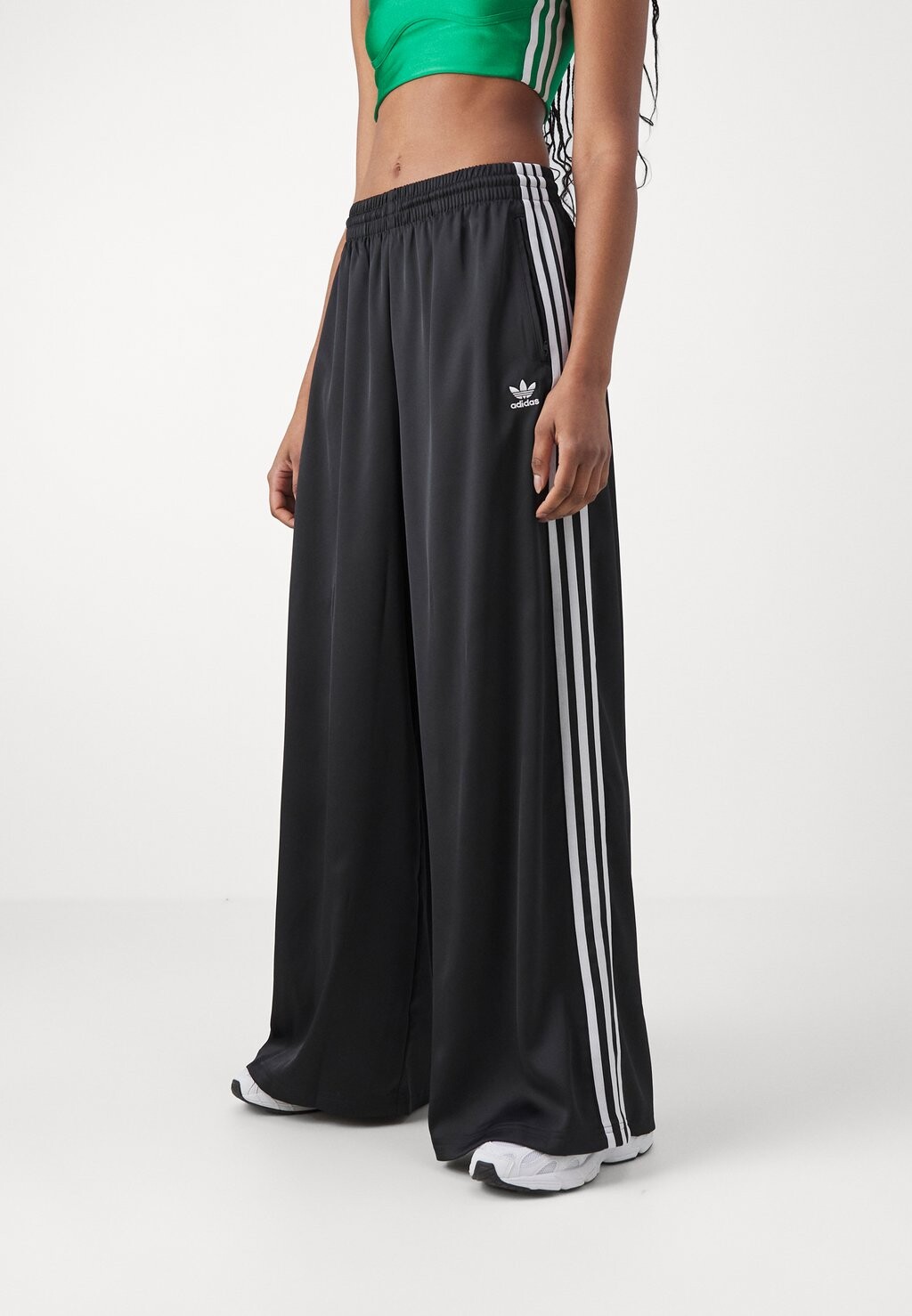 Брюки Firebird Track Pant Wide Leg adidas Originals, черный — фото 3