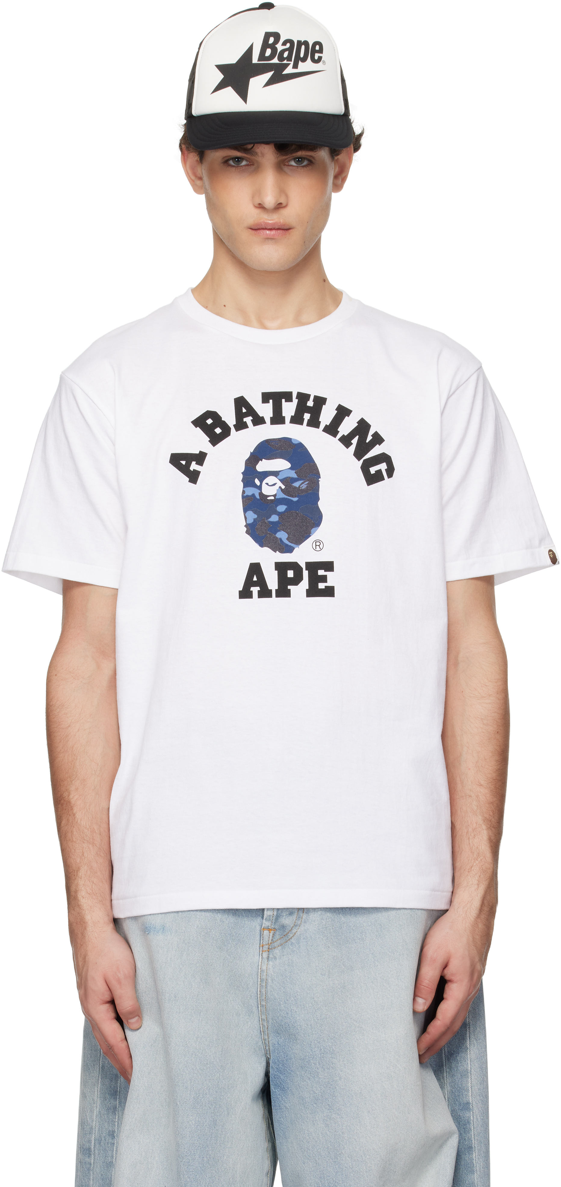 

Футболка колледжа камуфляжного белого цвета BAPE, белый/темно-синий
