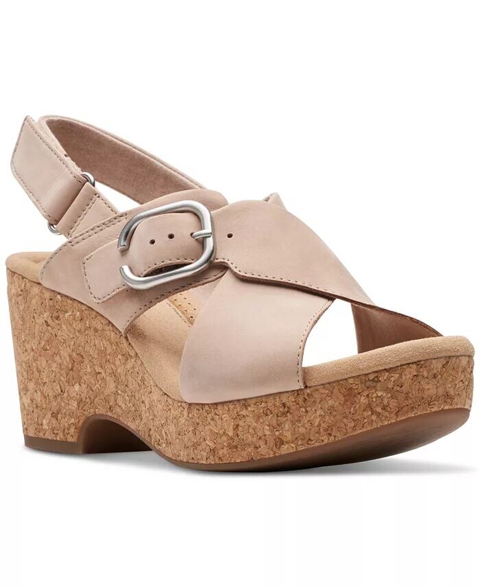 Женские босоножки Giselle Dove на танкетке Clarks, бежевый