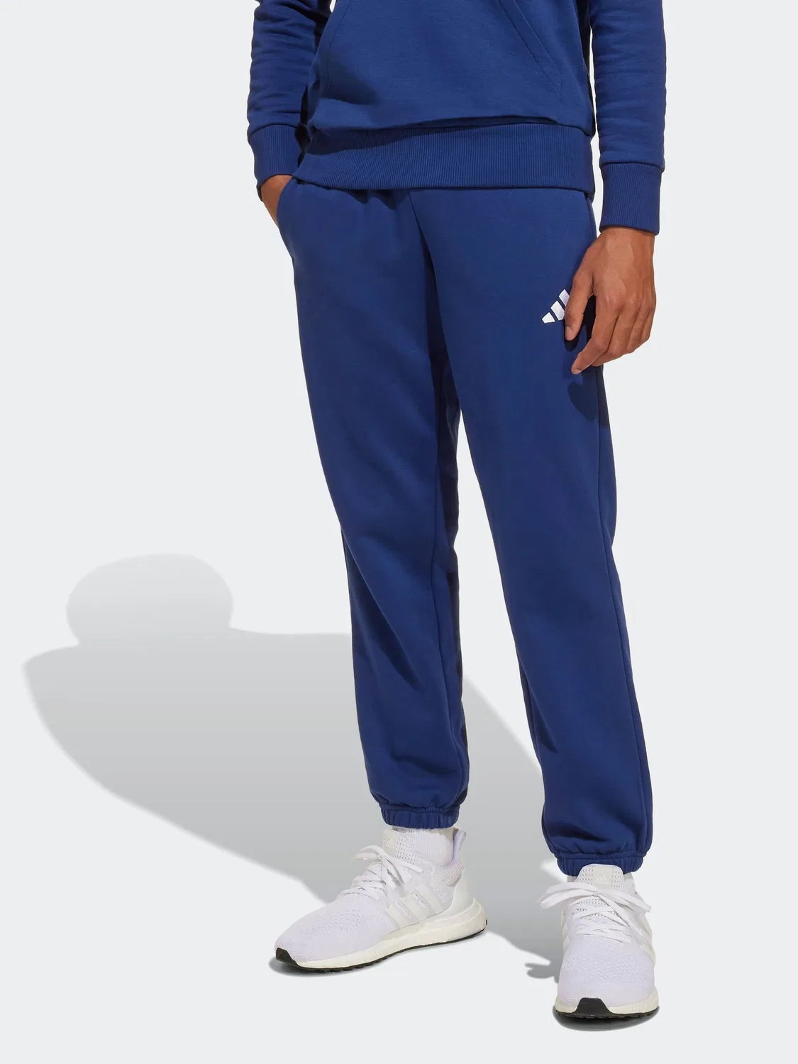 Джоггеры Essentials adidas, темно-синий
