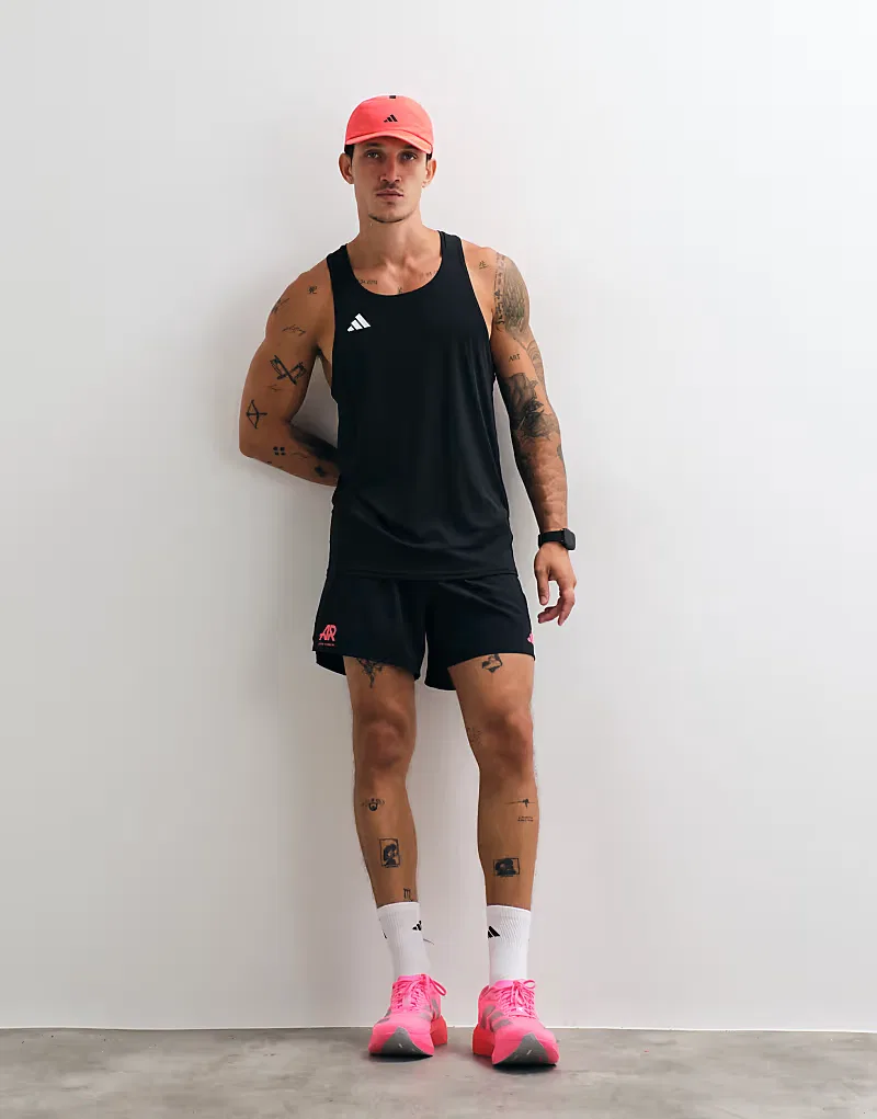 Беговые шорты Adidas adi365 AR в черно-розовом цвете